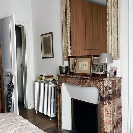 Bright And Luxurious In The Heart Of Parigi
